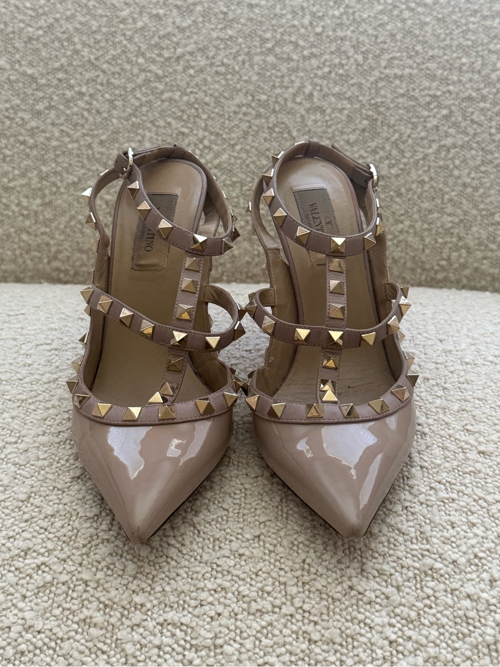Valentino Nude Patent Leather Rockstud 38.5